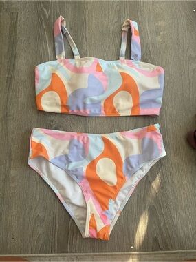 Women’s Multicolor Abstract Print Swimsuit